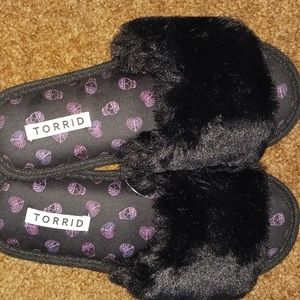 Torrid skull slippers